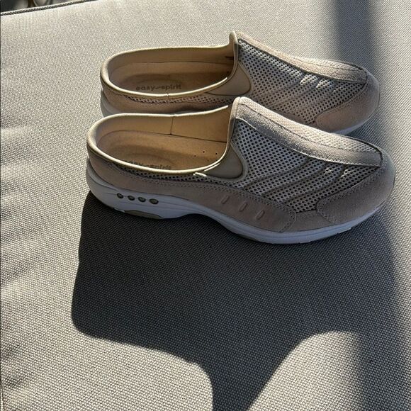 Easy Spirit Taupe Mesh Slip-On Shoes - Picture 1 of 6